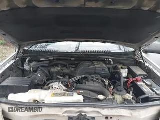 2008 Ford Explorer XLT with VIN 1FMEU63E88UB07334, listed as a IAAI auction lot 42287061 with 190,978 mi miles and . Bid and sale history available at DreamBid. Image 10.