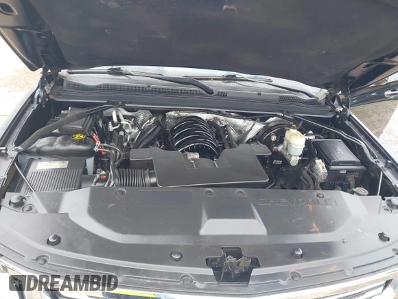 2018 Chevrolet Suburban Premier z VIN 1GNSKJKC2JR250540, wystawiony jako IAAI lot #41475451 z przebiegiem 38 751 mil mil oraz . Historia ofert i sprzedaży dostępna na DreamBid. Obrazek 10.