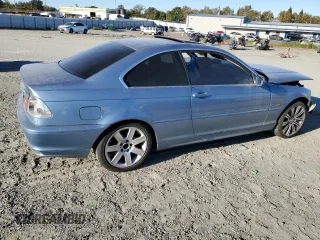 2001 BMW 3 Series 325Ci with VIN WBABN33421JW49804, listed as a Copart auction lot 76819854 with 0 mi miles and Salvage Title. Bid and sale history available at carsss.com. Image 3.