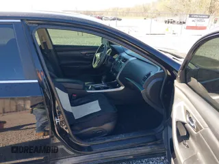 2015 Nissan Altima SL with VIN 1N4BL3AP8FC128934, listed as a IAAI auction lot 41805004 with 182,708 mi miles and . Bid and sale history available at DreamBid. Image 5.