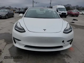 2020 Tesla Model 3 Long Range z VIN 5YJ3E1EB4LF790679, wystawiony jako Copart lot #47623295 z przebiegiem 44 182 mil mil oraz Szkoda całkowita • Salvage title. Historia ofert i sprzedaży dostępna na DreamBid. Obrazek 5.