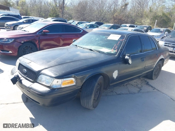 2010 Ford Police Interceptor with VIN 2FABP7BV7AX146460, listed as a IAAI auction lot 41852728 with 124,786 mi miles. Bid and sale history available at carsss.com. Image 18.