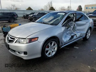 2004 Acura TSX w/Navigation with VIN JH4CL96984C000104, listed as a Copart auction lot 42220235 with 202,094 mi miles and Salvage Title. Bid and sale history available at carsss.com. Image 1.