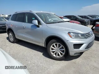 2017 Volkswagen Touareg Sport with VIN WVGEF7BP4HD003359, listed as a Copart auction lot 74714594 with Not Provided miles and Salvage Title. Bid and sale history available at DreamBid. Image 4.