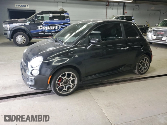 2012 FIAT 500 Sport z VIN 3C3CFFBR5CT199097, wystawiony jako Copart lot #58625955 z przebiegiem 106 425 mil mil oraz Tytuł czysty. Historia ofert i sprzedaży dostępna na DreamBid. Obrazek 1.