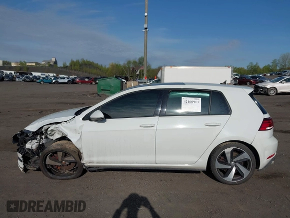 2019 Volkswagen GTI S z VIN 3VW6T7AU9KM036164, wystawiony jako IAAI lot #42160913 z przebiegiem 76 348 mil mil oraz . Historia ofert i sprzedaży dostępna na DreamBid. Obrazek 14.