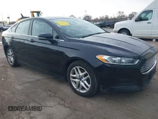 2016 Ford Fusion SE with VIN 3FA6P0H77GR116870, listed as a IAAI auction lot 41816973 with 105,000 mi miles. Bid and sale history available at carsss.com. Image 1.