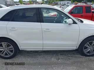 2017 Audi Q3 Premium Plus z VIN WA1HCCFS4HR017356, wystawiony jako IAAI lot #42054078 z przebiegiem 139 691 mil mil oraz . Historia ofert i sprzedaży dostępna na DreamBid. Obrazek 13.