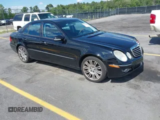 2008 Mercedes-Benz E 350 Luxury with VIN WDBUF87X68B292463, listed as a IAAI auction lot 42203809 with 175,424 mi miles and . Bid and sale history available at carsss.com. Image 1.