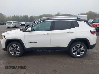 2020 Jeep Compass Limited z VIN 3C4NJDCB0LT233570, wystawiony jako IAAI lot #42182241 z przebiegiem 59 858 mil mil oraz . Historia ofert i sprzedaży dostępna na DreamBid. Obrazek 14.