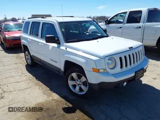 2011 Jeep Patriot Sport with VIN 1J4NF1GB4BD100707, listed as a IAAI auction lot 41876776 with 98,743 mi miles. Bid and sale history available at carsss.com. Image 1.