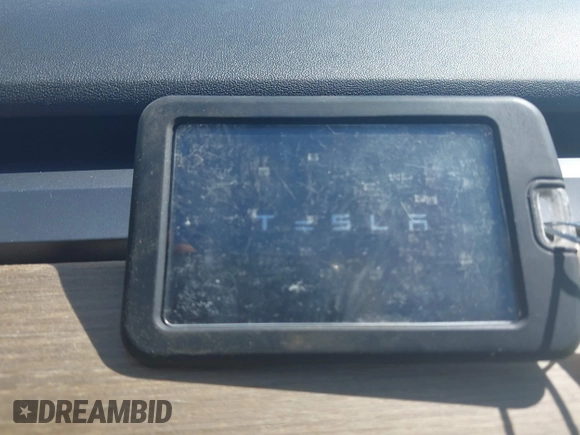2019 Tesla Model 3 Mid Range with VIN 5YJ3E1EA7KF425127, listed as a IAAI auction lot 41886436 with 87,236 mi miles and . Bid and sale history available at carsss.com. Image 11.