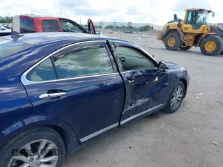 2011 Lexus ES 330 с VIN JTHBK1EG3B2434997, выставлен на аукционе IAAI как лот 42215315 с пробегом 100 255 миль миль и . История ставок и продаж доступна на DreamBid. Изображение 6.