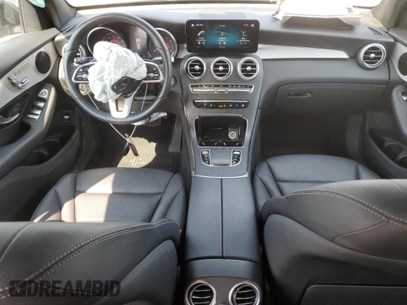 2020 Mercedes-Benz GLC 300 z VIN W1N0G8EB2LF849612, wystawiony jako Copart lot #59512795 z przebiegiem 38 433 mil mil oraz Szkoda całkowita • Salvage title. Historia ofert i sprzedaży dostępna na DreamBid. Obrazek 8.