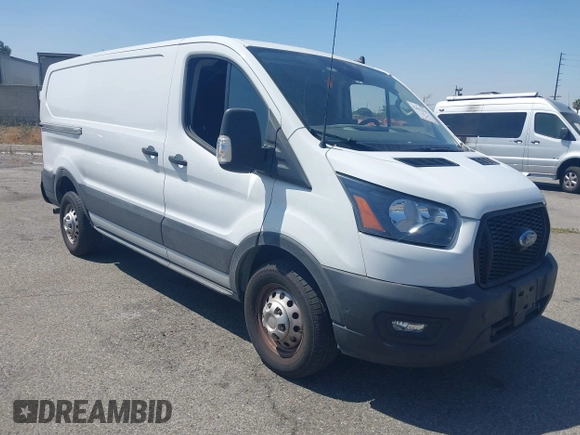 2023 Ford Transit z VIN 1FTYE2Y89PKA72629, wystawiony jako IAAI lot #42633315 z przebiegiem 61 547 mil mil oraz . Historia ofert i sprzedaży dostępna na DreamBid. Obrazek 1.