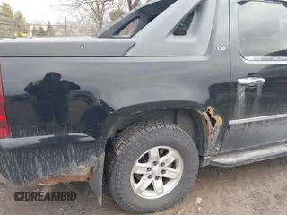 2007 Chevrolet Avalanche 3LT with VIN 3GNFK12337G268006, listed as a IAAI auction lot 41694824 with 225,952 mi miles and . Bid and sale history available at DreamBid. Image 6.