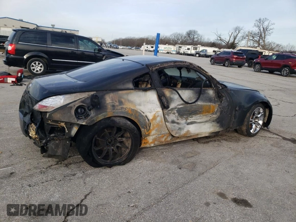 2003 Nissan 350Z Touring with VIN JN1AZ34E03T017128, listed as a Copart auction lot 48060195 with Not Provided miles and Salvage Title. Bid and sale history available at carsss.com. Image 3.