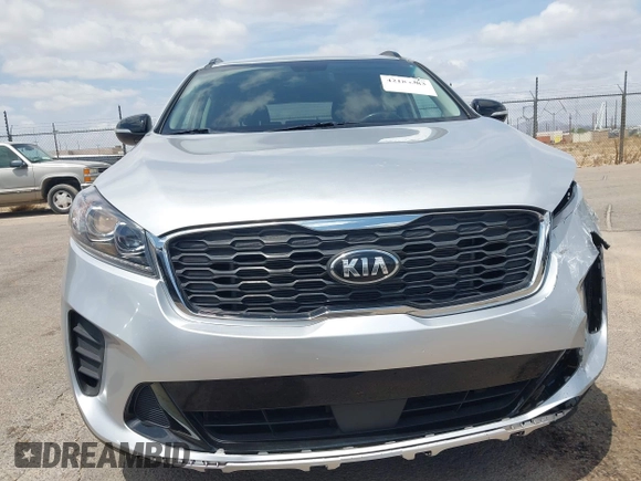 2020 Kia Sorento S z VIN 5XYPG4A55LG694372, wystawiony jako IAAI lot #42183383 z przebiegiem 57 980 mil mil oraz . Historia ofert i sprzedaży dostępna na DreamBid. Obrazek 13.