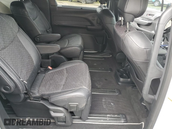 2023 Toyota Sienna XSE 25th Anniversary z VIN 5TDCSKFCXPS083271, wystawiony jako Copart lot #88786265 z przebiegiem 39 867 mil mil oraz Czysty tytuł • Clean title. Historia ofert i sprzedaży dostępna na DreamBid. Obrazek 10.