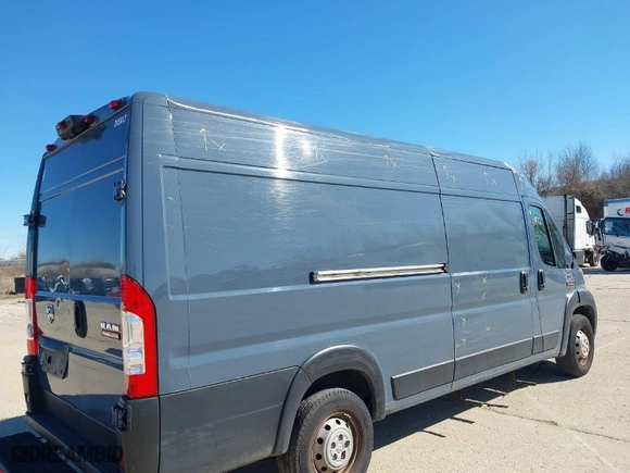 2021 Ram ProMaster Cargo Van with VIN 3C6FRVJG4ME500966, listed as a IAAI auction lot 38705972 with 1 mi miles. Bid and sale history available at carsss.com. Image 18.