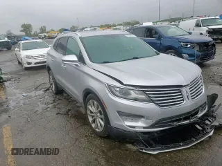 2017 Lincoln MKC Select z VIN 5LMTJ2DHXHUL40310, wystawiony jako Copart lot #72593264 z przebiegiem 73 989 mil mil oraz Czysty tytuł • Clean title. Historia ofert i sprzedaży dostępna na DreamBid. Obrazek 11.