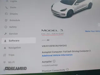 2020 Tesla Model 3 Performance z VIN 5YJ3E1EC9LF641242, wystawiony jako IAAI lot #42380146 z przebiegiem Nie podano mil oraz . Historia ofert i sprzedaży dostępna na DreamBid. Obrazek 7.