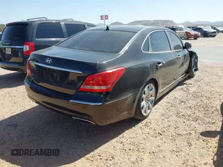 2013 Hyundai Equus Signature with VIN KMHGH4JH0DU059580, listed as a IAAI auction lot 41993494 with 89,403 mi miles and . Bid and sale history available at DreamBid. Image 4.