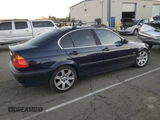1999 BMW 3 Series 328i with VIN WBAAM5330XKG07140, listed as a Copart auction lot 88119065 with 235,523 mi miles and Salvage Title. Bid and sale history available at carsss.com. Image 3.