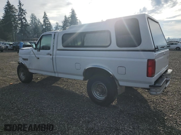 1994 Ford F-250 with VIN 1FTHF25H0RLB63173, listed as a Copart auction lot 83287804 with 85,394 mi miles and Salvage Title. Bid and sale history available at carsss.com. Image 2.