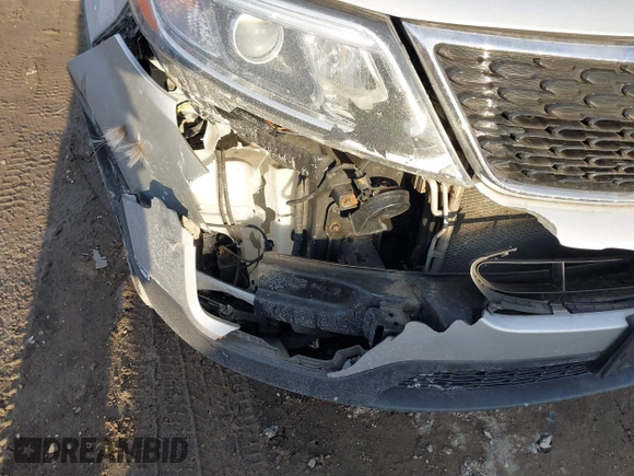2015 Kia Sorento LX with VIN 5XYKT4A7XFG620814, listed as a IAAI auction lot 41454361 with 155,422 mi miles. Bid and sale history available at carsss.com. Image 17.