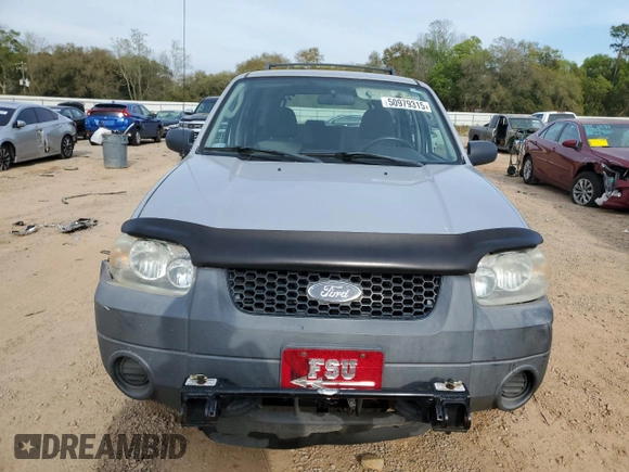 2005 Ford Escape XLS Value with VIN 1FMYU02Z35KB25309, listed as a Copart auction lot 50979315 with 117,908 mi miles and Salvage title. Bid and sale history available at DreamBid. Image 5.