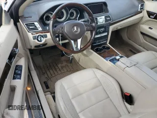 2015 Mercedes-Benz E 400 with VIN WDDKK6FF8FF305131, listed as a Copart auction lot 49777905 with 70,026 mi miles and Salvage Title. Bid and sale history available at carsss.com. Image 8.
