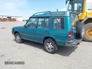1994 Land Rover Discovery SD z VIN SALJY1247RA097510, wystawiony jako IAAI lot #42343474 z przebiegiem 137 141 mil mil oraz . Historia ofert i sprzedaży dostępna na DreamBid. Obrazek 3.