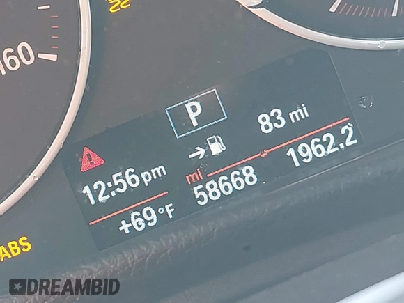 2018 BMW 3 Series 330i xDrive with VIN WBA8D9G54JNU72412, listed as a IAAI auction lot 40660769 with 58,668 mi miles. Bid and sale history available at carsss.com. Image 15.