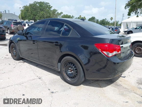 2014 Chevrolet Cruze LS with VIN 1G1PA5SH8E7267065, listed as a IAAI auction lot 42509912 with 85,646 mi miles and . Bid and sale history available at DreamBid. Image 3.