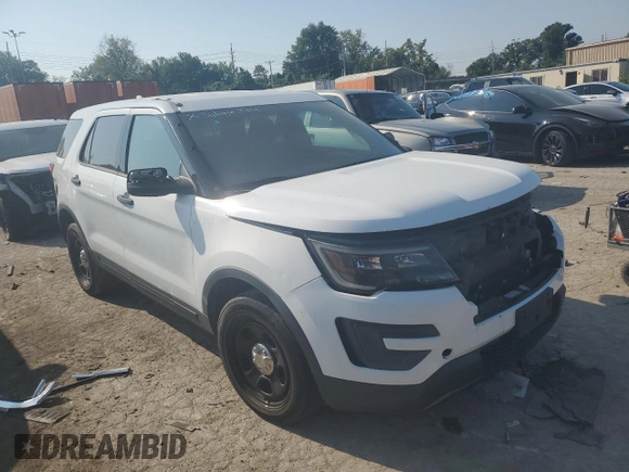 2016 Ford Utility Police Interceptor with VIN 1FM5K8AR0GGD05975, listed as a Copart auction lot 69044884 with 139,511 mi miles and Salvage Title. Bid and sale history available at carsss.com. Image 4.