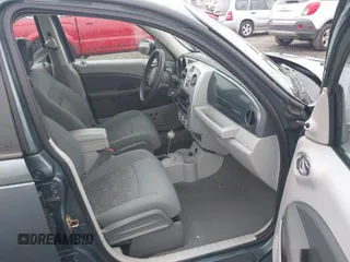 2006 Chrysler PT Cruiser z VIN 3A4FY48BX6T344005, wystawiony jako IAAI lot #41325470 z przebiegiem 40 522 mil mil oraz . Historia ofert i sprzedaży dostępna na DreamBid. Obrazek 5.
