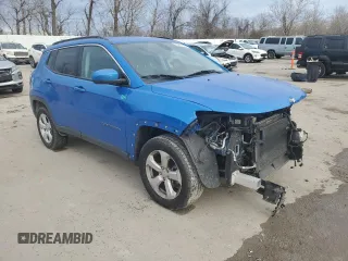 2018 Jeep Compass Altitude z VIN 3C4NJDBB0JT403313, wystawiony jako Copart lot #46607875 z przebiegiem 101 581 mil mil oraz Szkoda całkowita • Salvage title. Historia ofert i sprzedaży dostępna na DreamBid. Obrazek 4.