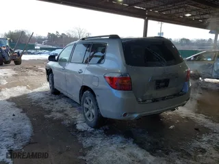 2009 Toyota Highlander with VIN JTEES41AX92141184, listed as a IAAI auction lot 41397140 with 263,056 mi miles. Bid and sale history available at carsss.com. Image 3.