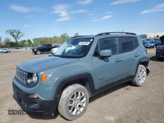 2017 Jeep Renegade Latitude with VIN ZACCJBBB1HPF76349, listed as a Copart auction lot 55307385 with 61,801 mi miles and Salvage title. Bid and sale history available at DreamBid. Image 1.