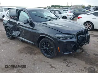 2024 BMW X3 sDrive30i z VIN 5UX43DP06R9W87725, wystawiony jako IAAI lot #40810627 z przebiegiem Nie podano mil oraz . Historia ofert i sprzedaży dostępna na DreamBid. Obrazek 1.
