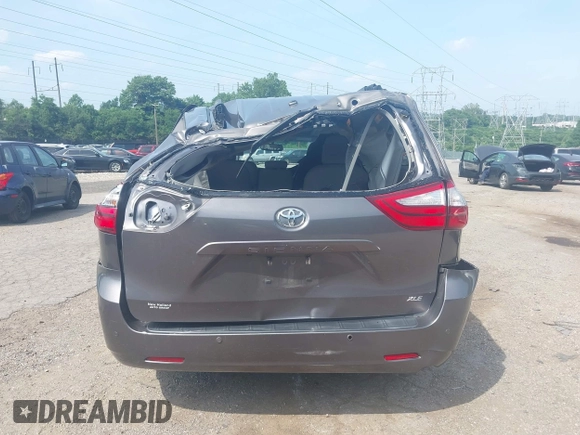 2017 Toyota Sienna XLE Auto Access Seat with VIN 5TDYZ3DC1HS778458, listed as a IAAI auction lot 42561524 with 113,960 mi miles and . Bid and sale history available at DreamBid. Image 17.