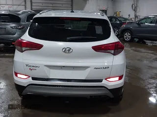 2017 Hyundai Tucson Limited z VIN KM8J3CA26HU584580, wystawiony jako IAAI lot #41587700 z przebiegiem 132 183 mil mil oraz . Historia ofert i sprzedaży dostępna na DreamBid. Obrazek 16.
