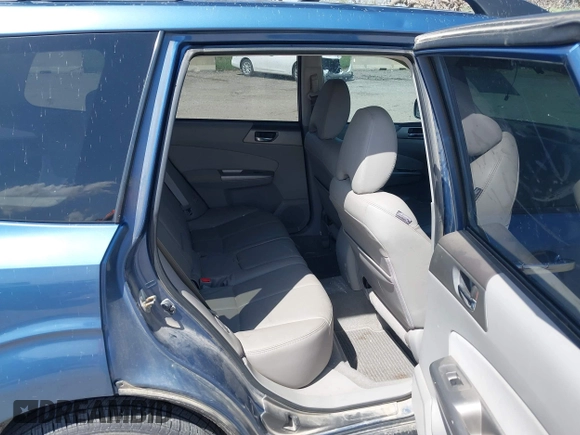 2010 Subaru Forester X Limited with VIN JF2SH6DC3AH771016, listed as a IAAI auction lot 42127515 with 179,131 mi miles and . Bid and sale history available at DreamBid. Image 8.