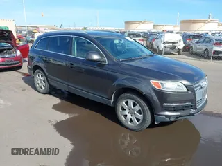 2007 Audi Q7 Premium with VIN WA1BY74L17D045606, listed as a IAAI auction lot 42409725 with 144,827 mi miles and . Bid and sale history available at DreamBid. Image 1.