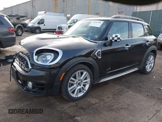 2019 MINI Countryman Cooper S z VIN WMZYT5C59K3G92620, wystawiony jako IAAI lot #41481981 z przebiegiem 51 904 mil mil oraz . Historia ofert i sprzedaży dostępna na DreamBid. Obrazek 17.
