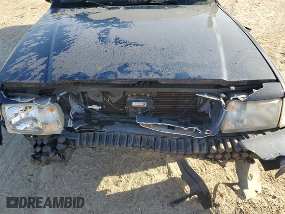 2004 Ford Police Interceptor Base w/3.27 Axle with VIN 2FAFP71W24X124818, listed as a Copart auction lot 53459295 with 153,125 mi miles and Salvage title. Bid and sale history available at DreamBid. Image 12.