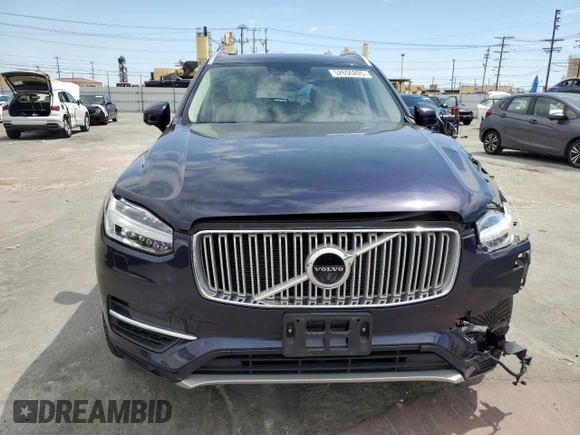 2017 Volvo XC90 Inscription z VIN YV4BC0PLXH1167646, wystawiony jako Copart lot #52650205 z przebiegiem 75 842 mil mil oraz Szkoda całkowita • Salvage title. Historia ofert i sprzedaży dostępna na DreamBid. Obrazek 5.