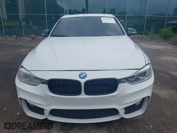 2015 BMW 3 Series 328i xDrive with VIN WBA3B3C55FF548059, listed as a IAAI auction lot 42532444 with 95,188 mi miles and . Bid and sale history available at DreamBid. Image 12.