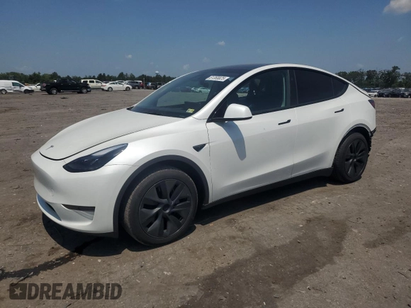 2024 Tesla Model Y с VIN 7SAYGDED3RF182859, выставлен на аукционе Copart как лот 61368825 с пробегом 13 914 миль миль и Списание • Salvage title. История ставок и продаж доступна на DreamBid. Изображение 1.